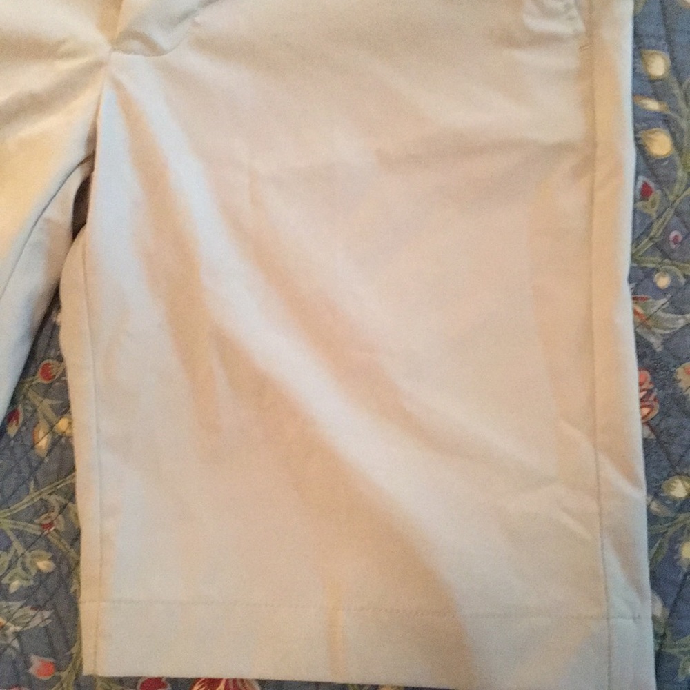 Golf shorts - Picture 6 of 8